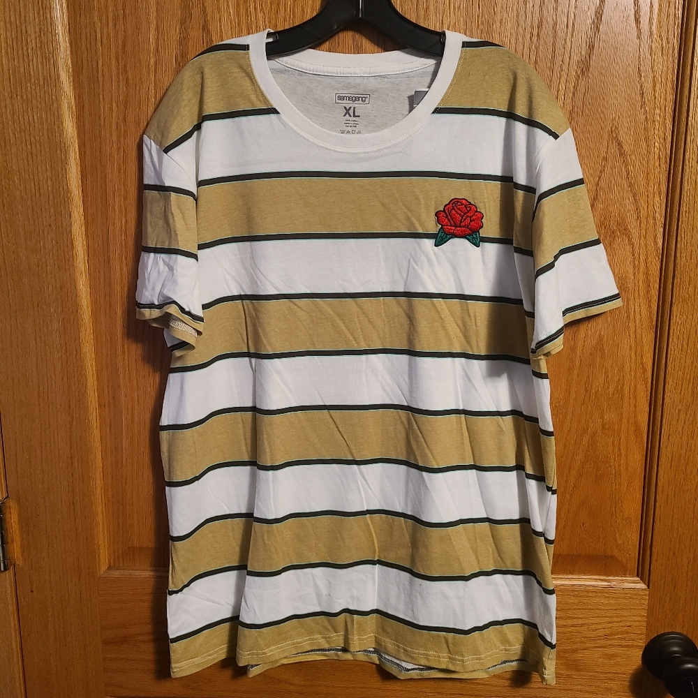 Rue21 T-Shirt Brown White Strips Red Rose Men's NWT
